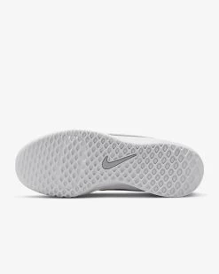 Nike Court Zoom Lite 3 (Women's) - White/Metallic Silver (Available Size: 10.5) -Tennis Shop DH1042 101 3